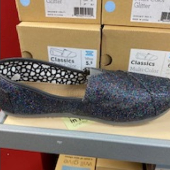 Shoes SALE - Picture 2 of 6